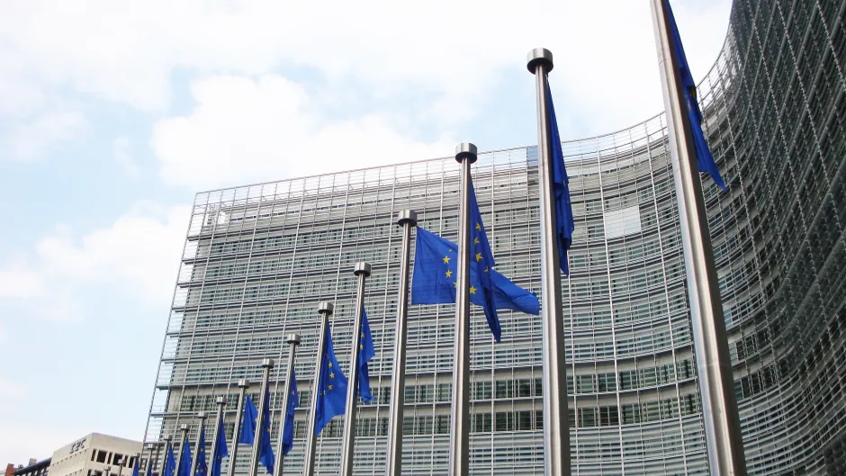 Rubrik_Politik_und_Recht_EU-Kommission_c._Pixabay_eu-1232430_1920
